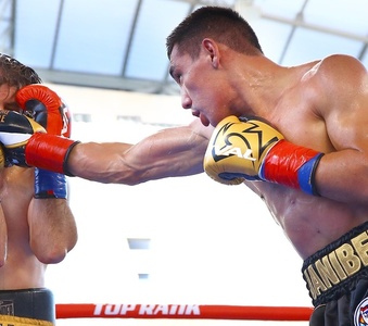 Успешный казахстанский боксер выступит в США в июле?