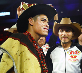 ​Эмануэл Наваррете - новый чемпион мира в полулегком весе WBO.