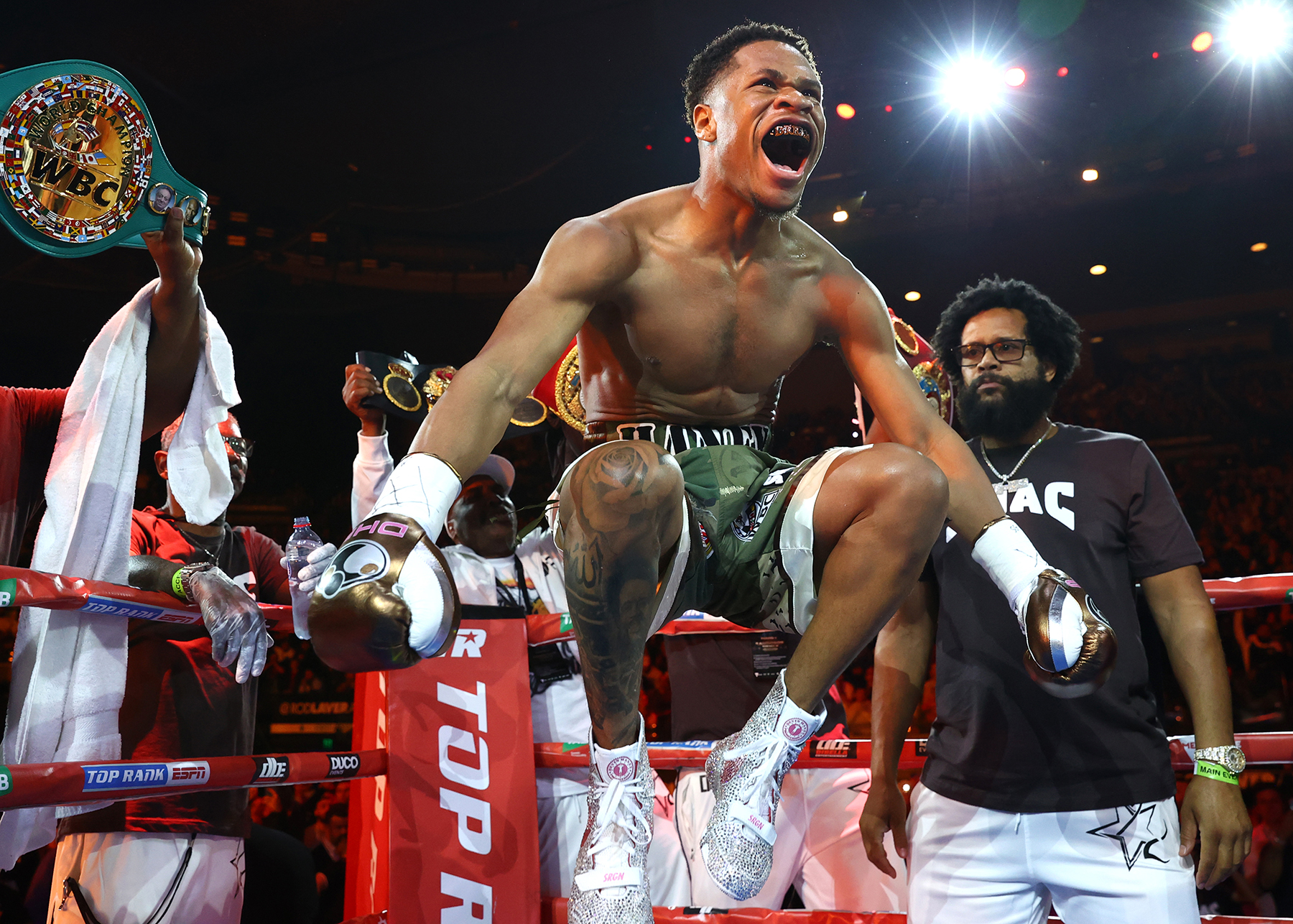 Devin Haney получил нового соперника: бой с Jack Catterall обсуждается на 3 октября